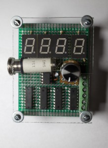 Front view of the flash trigger device